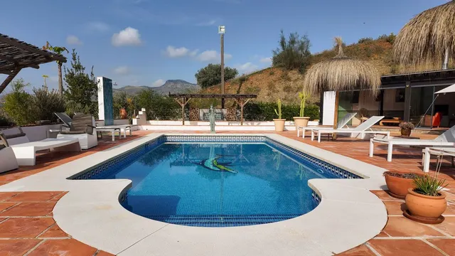 Chalet 6 habitaciones 226m² en venta - Alora pueblo — 35