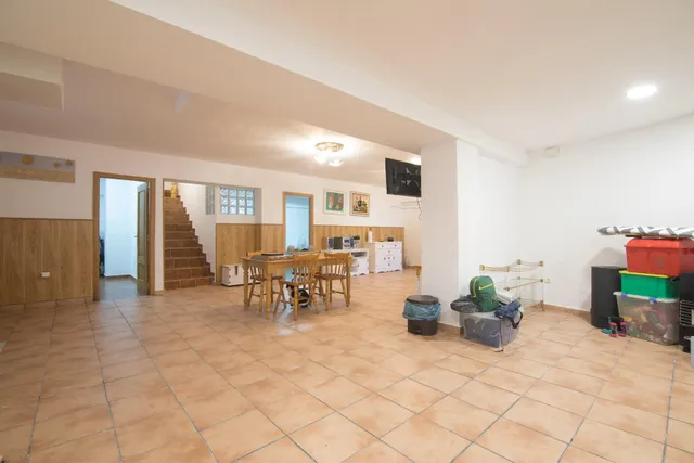CHALET PAREADO A UN PASO DEL CAMPO DE GOLF CON 5 habitaciones 3 BAÑOS — 39