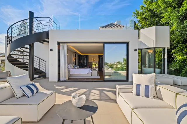 Villa 6 habitaciones 789m² en venta - Los Naranjos — 41