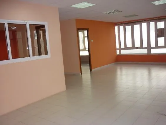 OFICINA EN EL CENTRO DE PONFERRADA CON 3 DESPACHOS — 7