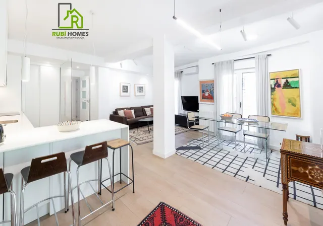 ✨ EXCLUSIVA VIVIENDA REFORMADA EN PLAZA MARIANA PINEDA — 6