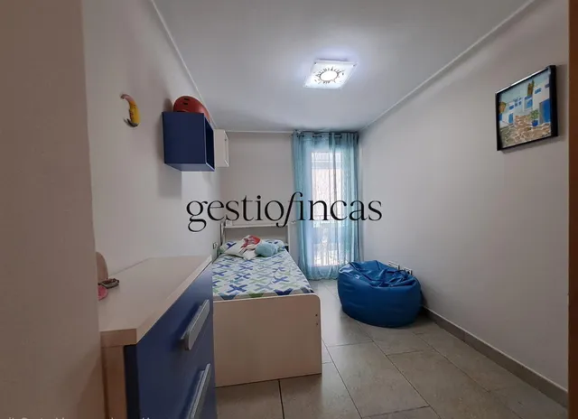 Fantástico piso en alquiler con vistas al mar en Els Esquirols, en Cambrils — 9