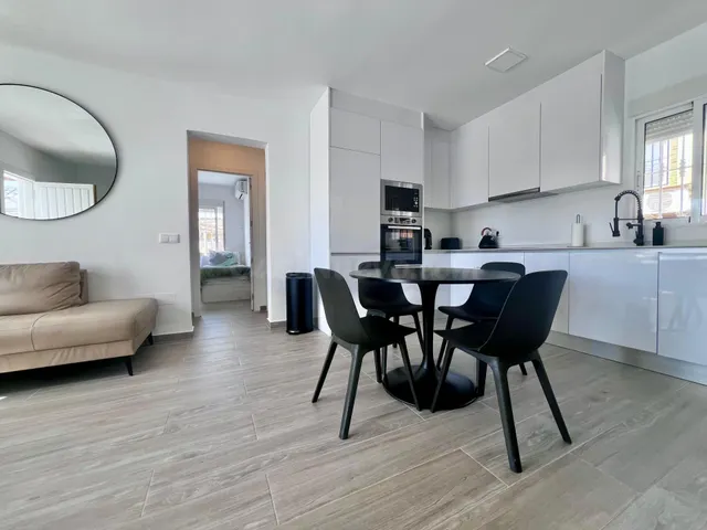Villa de 5 dormitorios y 4 baños en San Miguel de Salinas (Alicante) — 13