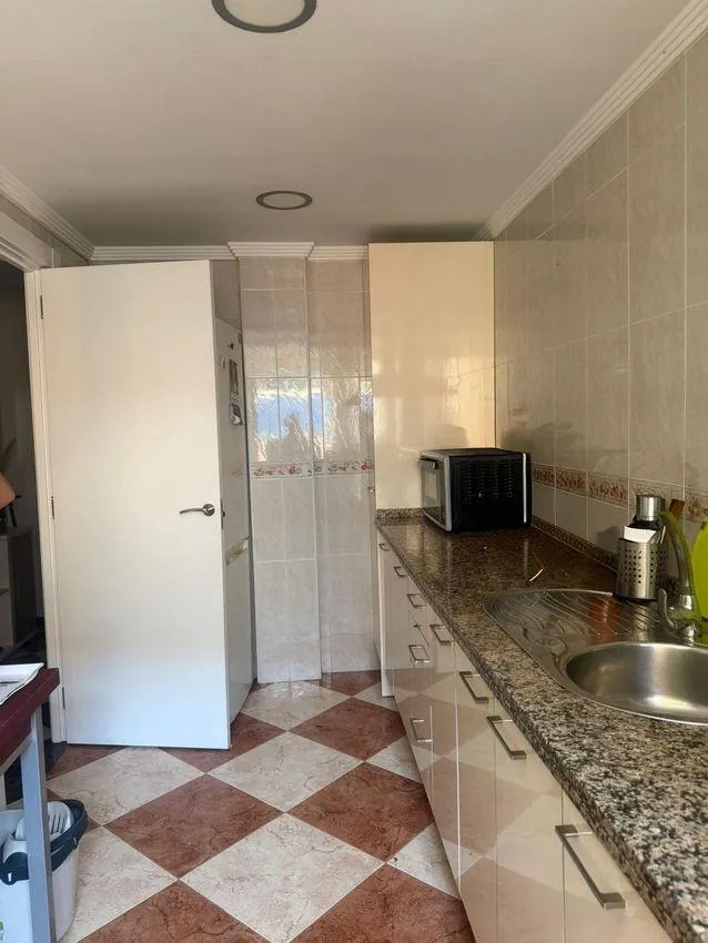 OPORTUNIDAD PISO DE 3 DORMITORIOS EN EL BARRIO DE LA LUZ — 7
