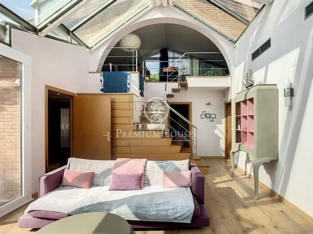 Preciosa casa de lujo en venta con vistas al mar y piscina en Calella — 15