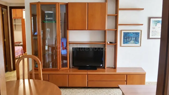 LUMINOSO APARTAMENTO AMUEBLADO CERCA DE MESTALLA CON GARAJE  - foto 2
