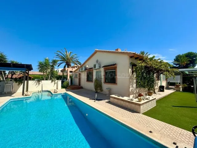 Villa 3 habitaciones 141m² en venta - Costa blanca