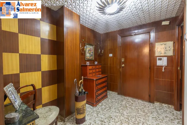 Amplia vivienda en pleno centro de Granada — 31