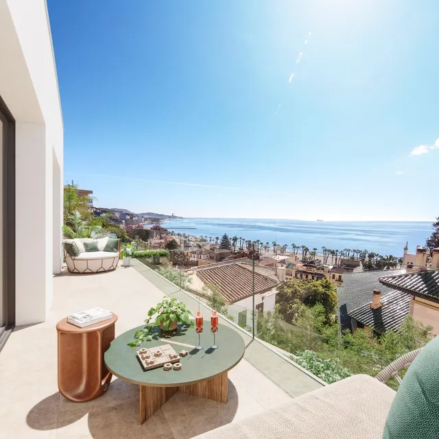 CASA PAREADA CON VISTAS AL MAR Y PISCINA PROPIA EN MÁLAGA ES - foto 5