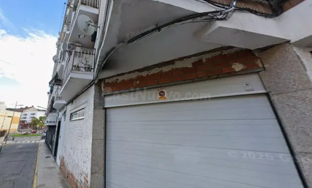 Se vende piso OKUPADO en Calle Azahar 1 de Navalmoral de la 
