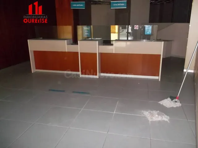 LOCAL COMERCIAL SITUADO EN EL PUENTE - foto 3
