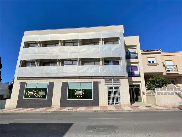 PISO DE ALQUILER AGUADULCE SUR PARA LARGA TEMPORADA — 2