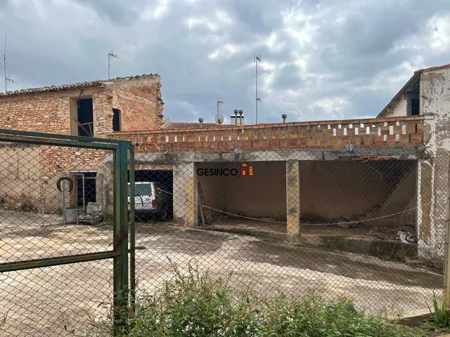 GRAN CASA EN VENTA EN AIELO DE MALFERIT — 12