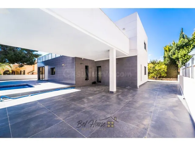 Chalet 4 habitaciones 233m² en venta - Altos de Campoamor - foto 2