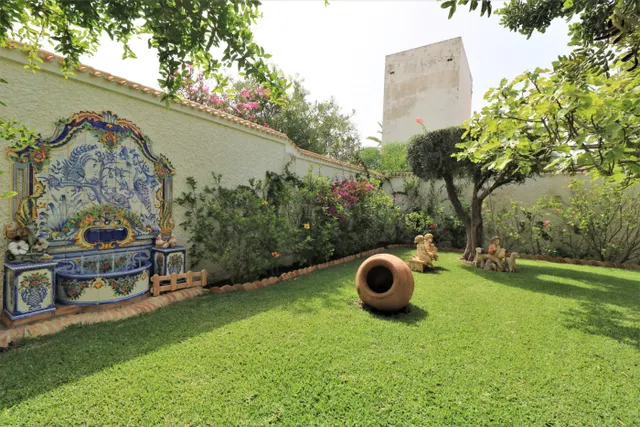 GRAN VILLA EN LA EXCLUSIVA ZONA DE CABO ROIG — 11