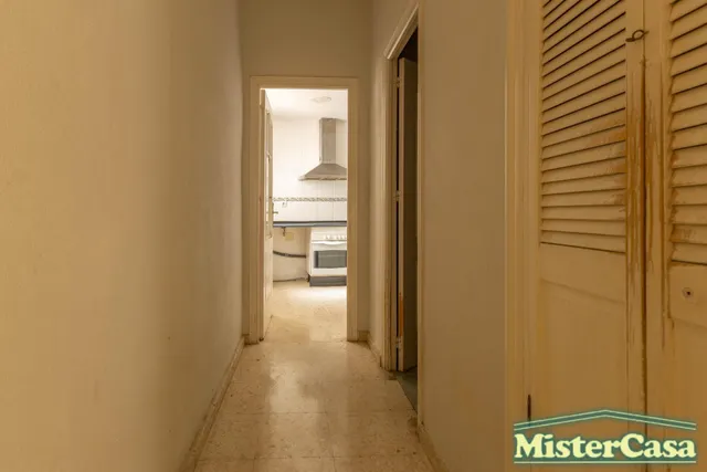 Piso Amplio en Pleno Barrio de Santiago 3 dormitorios y 2 baños — 9