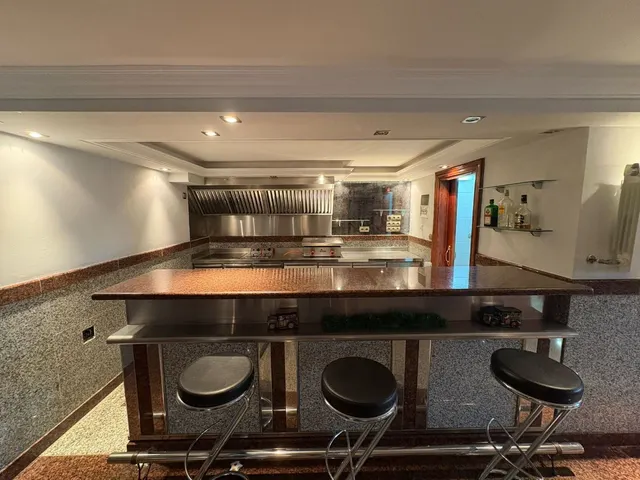 Chalet 8 habitaciones 700m² en venta - Centro — 27