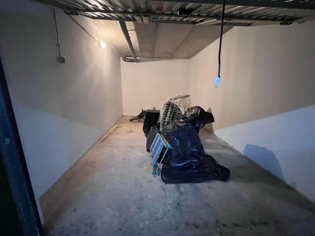 Gran piso de esquina de 3 dormitorios con garaje cerrado opcional en Colindres — 15