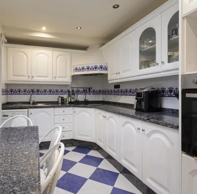 Piso 3 habitaciones 83m² en venta - Opañel - foto 3