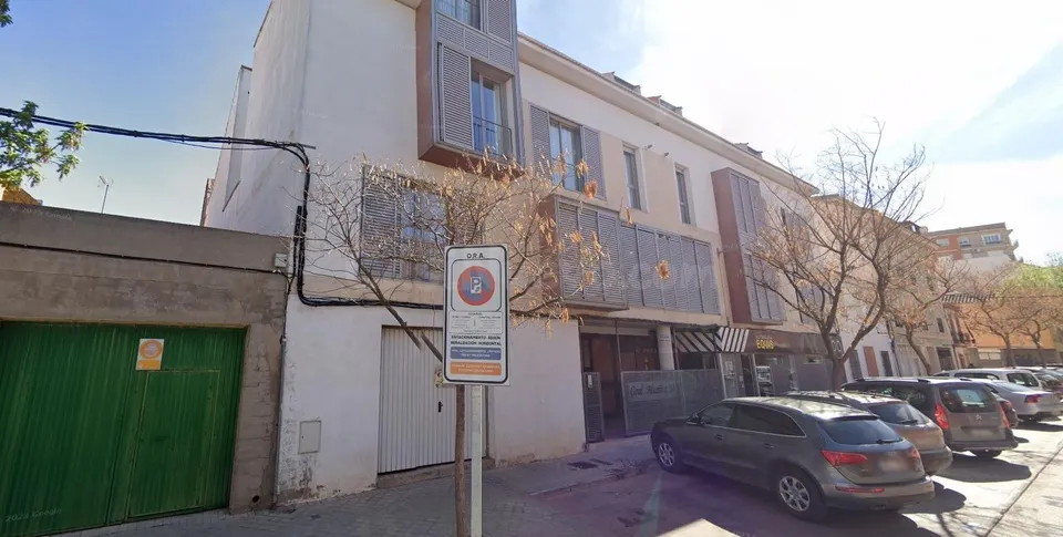 PLAZA DE PARKING