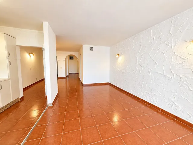 ## Espectacular apartamento en primera línea de mar con impresionantes vistas y acceso directo a la playa — 7