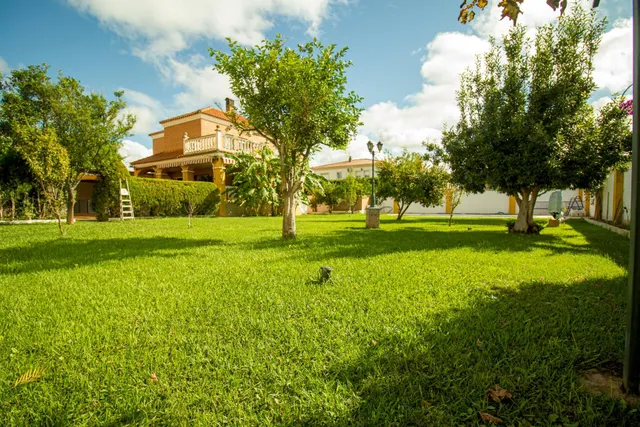 CHALET INDEPENDIENTE JUNTO AL VIEJO VIVERO EN BADAJOZ — 38