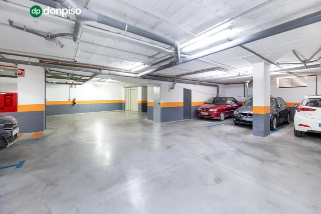 La vivienda perfecta para su familia. Edificio nuevo. Garaje. Excelente zona — 33