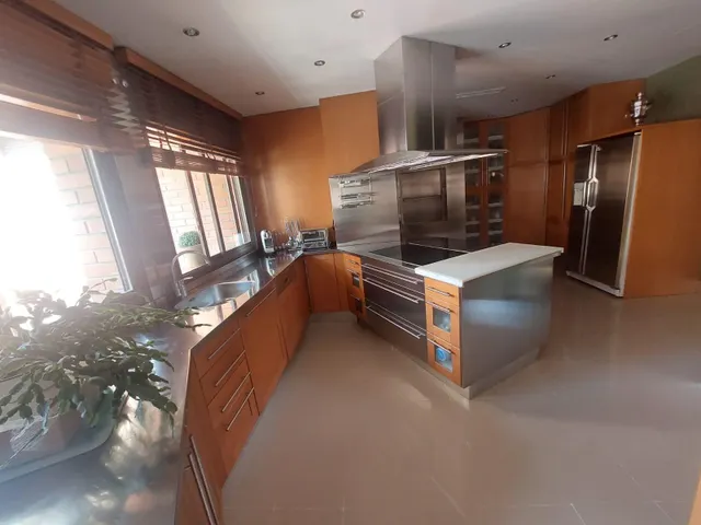 CHALET EN RUISEÑORES. — 8