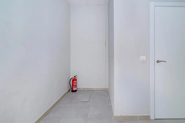¡Oportunidad Única en el Corazón del Zaidín! ✨ — 13