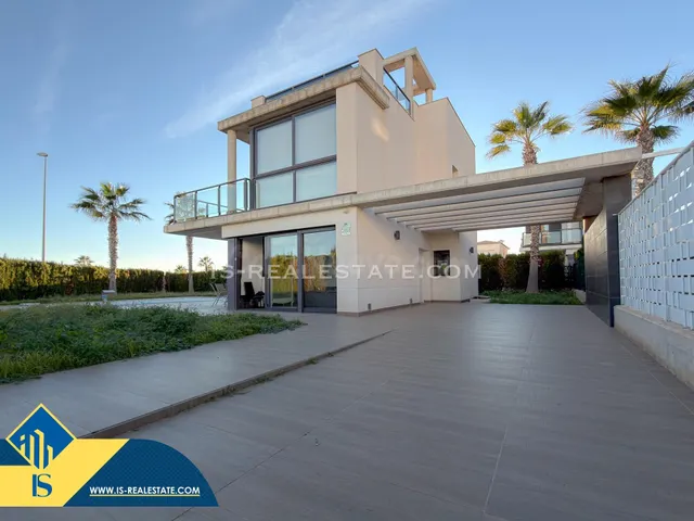 Elegante Villa con 500 metros de parcela en Lomas de Cabo Ro - foto 2