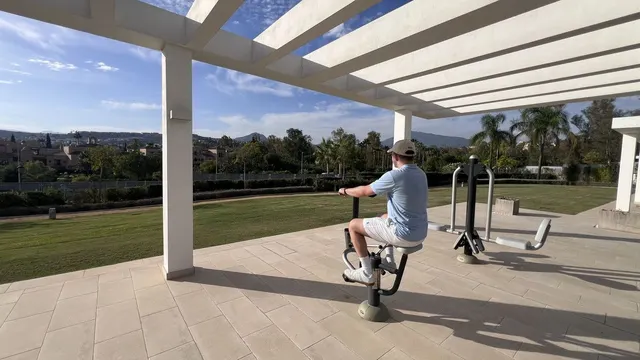 Ático 3 habitaciones 134m² en venta - Zona Las Mesas — 39