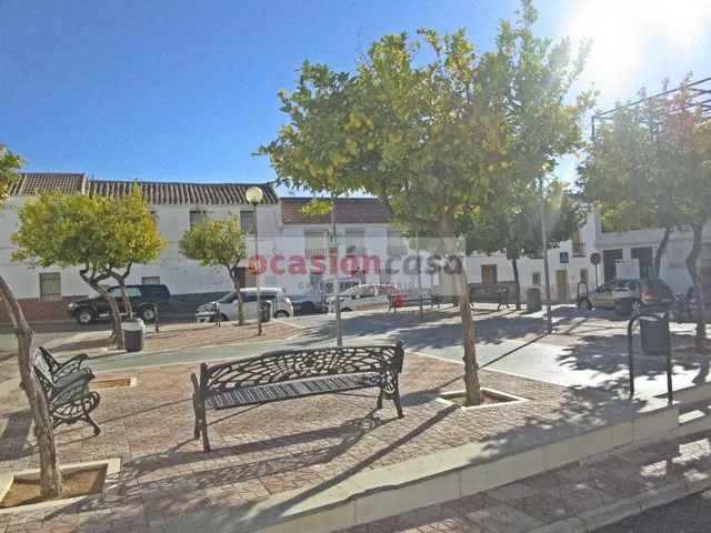 ¡GRAN CASA EN LA BARRIADA DE SANTA CRUZ! — 27
