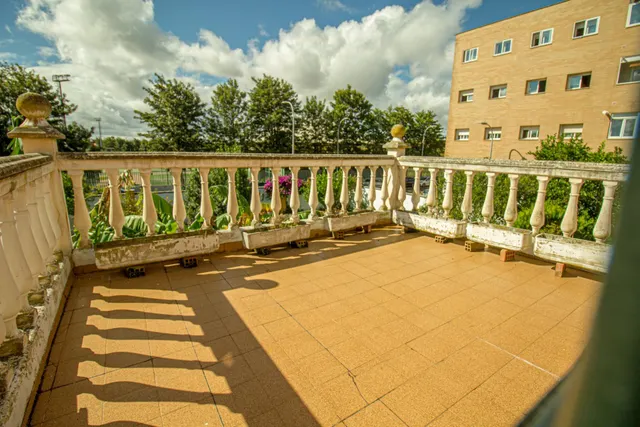 CHALET INDEPENDIENTE JUNTO AL VIEJO VIVERO EN BADAJOZ — 18