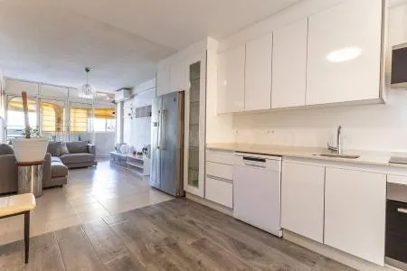 FANTASTICA VIVIENDA TOTALMENTE REFORMADA CON PISCINA COMUNIT - foto 3