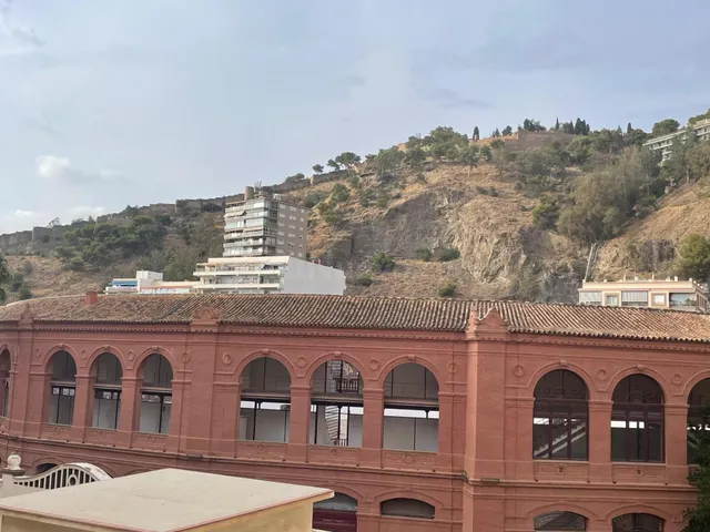 Piso junto a la Plaza de Toros. - foto 2