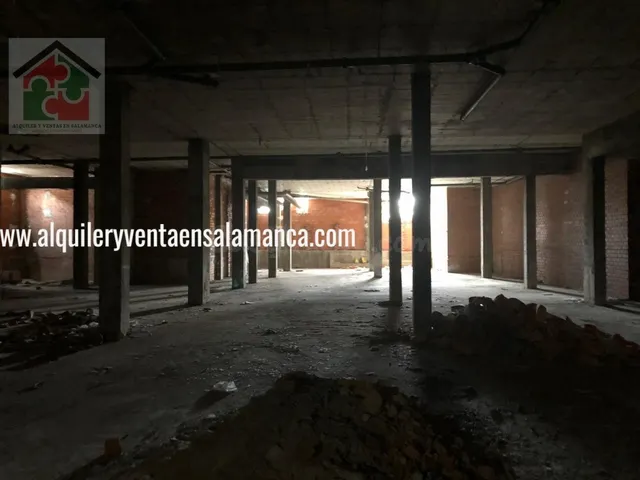 Local comercial 3300m² en alquiler - SANTA MARTA Ctra de Mad - foto 3