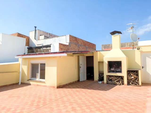 CASA DE DISEÑO TODA EN PLANTA BAJA EN AMPOSTA — 20