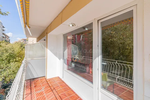 Primer piso reformado con ascensor, terraza y balcon, en bons aires — 3
