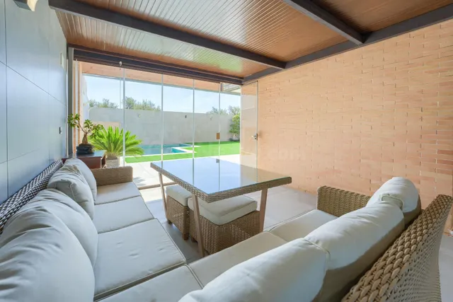 Diseño moderno, luz natural y un exterior que marca la difer - foto 5