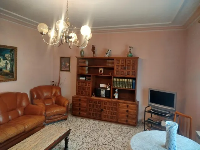 Amplia Casa en Ciempozuelos con Gran Patio y Posibilidad de Expansión — 21