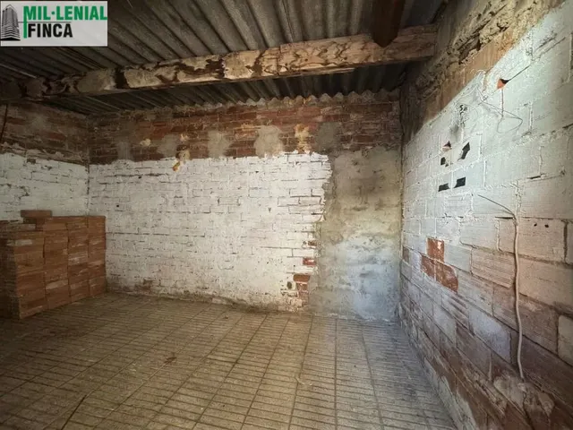 Casa con grandes terrazas y potencial de reforma en Sabadell Norte — 23