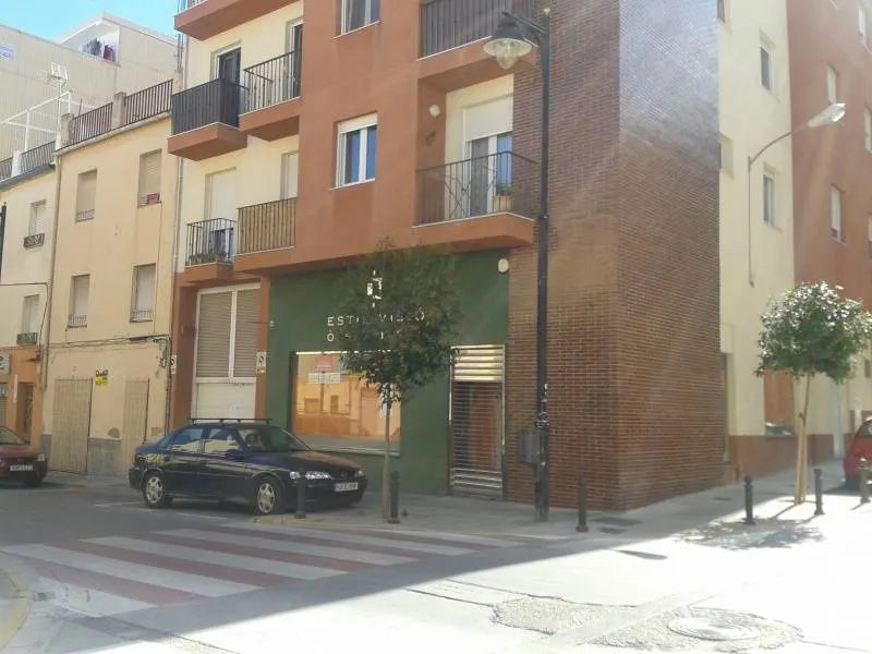 EXCELENTE ESTADO Y ZONA