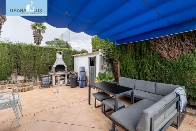 Casa con piscina en urb los chopos - Las Gabias — 7