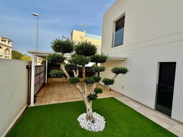 Villa 3 habitaciones 125m² en venta - Centro de la Ciudad Qu - foto 3