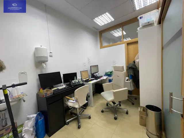 Se alquila local ideal para centro de salud. — 29