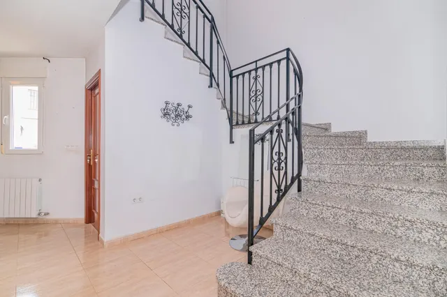 Chalet en venta en la mejor zona de ATARFE — 21