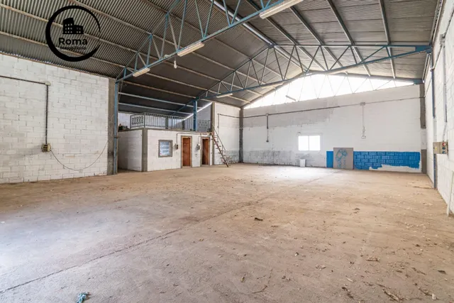 NAVE INDUSTRIAL DE 240M2 EN JUN-GRANADA — 4