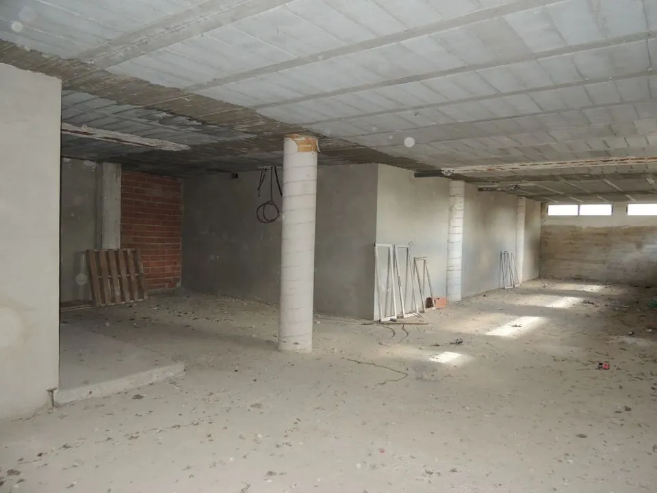 ++Local comercial en Molina de Segura zona carretera del chorrico proximo al teatro++