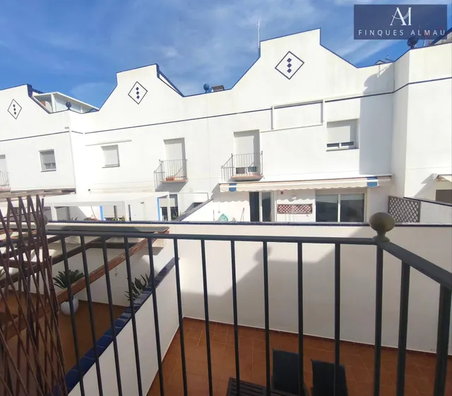 Espectacular Adosado en Quint Mar, Sitges. — 32