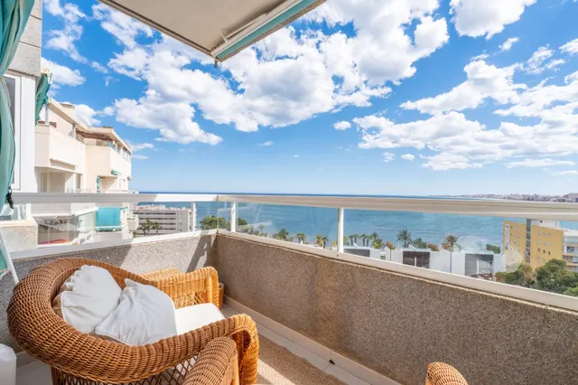 Precioso apartamento con vistas al mar - playa muchavista — 19